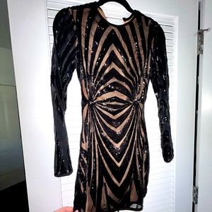 FASHION NOVA // Double lined sparkly body-con dress
